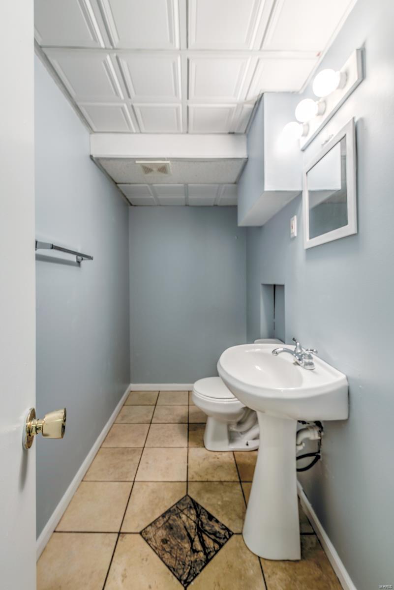 5816 Rabbit Run Drive St. Louis, MO 63129 - Photo 13 of 25 Gallery Image 13