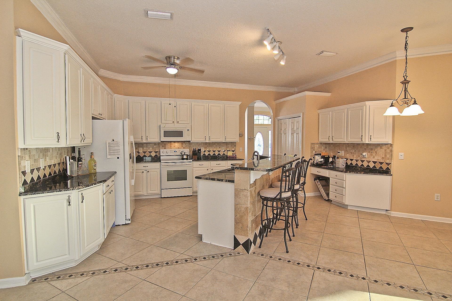 212 Whisper Ridge Drive St. Augustine, FL 32092 - Photo 7 of 32