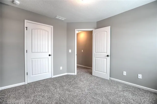 $439,900 | 6110 Northeast 118th Street, Kansas City, MO 64156