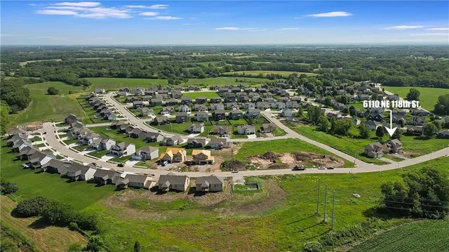 $439,900 | 6110 Northeast 118th Street, Kansas City, MO 64156