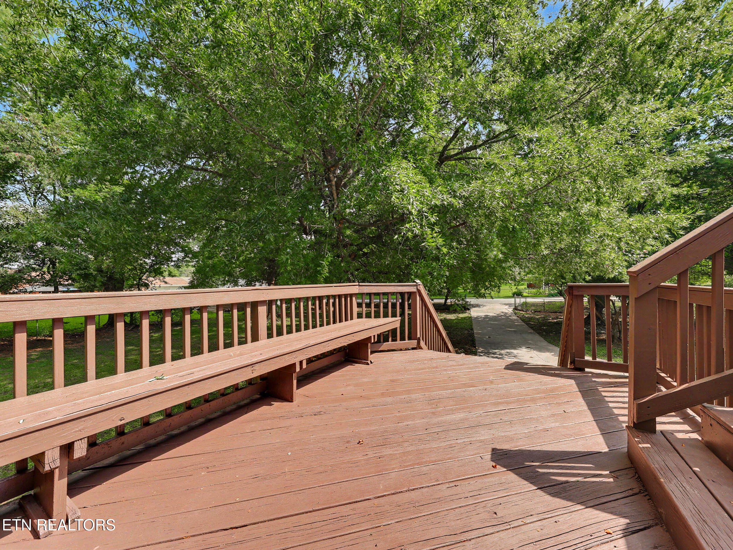 874 West Cunningham Street Alcoa, TN 37701 - Photo 51 of 58 40_img_9703