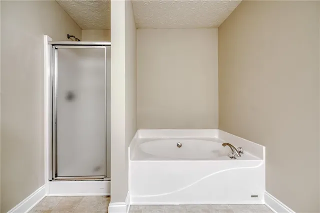 $274,000 | 453 Tara Commons Circle, Loganville, GA 30052