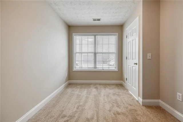 $274,000 | 453 Tara Commons Circle, Loganville, GA 30052