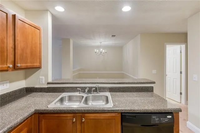 $274,000 | 453 Tara Commons Circle, Loganville, GA 30052