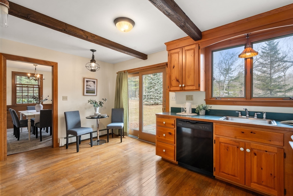 14 Westland Road Weston, MA 02493 - Photo 5 of 31 Gallery Image 5