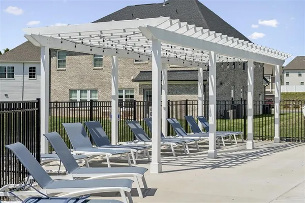 $553,000 | 4604 Hanes Lk Drive, Winston-Salem, NC 27106