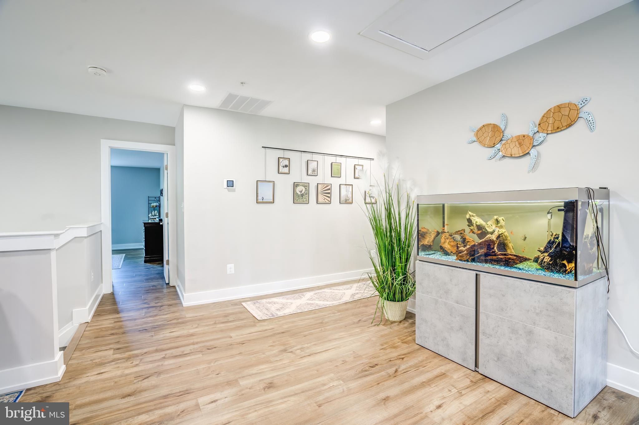 8331 Woodland Road Pasadena, MD 21122 - Photo 36 of 63 Upper Level Flex Space