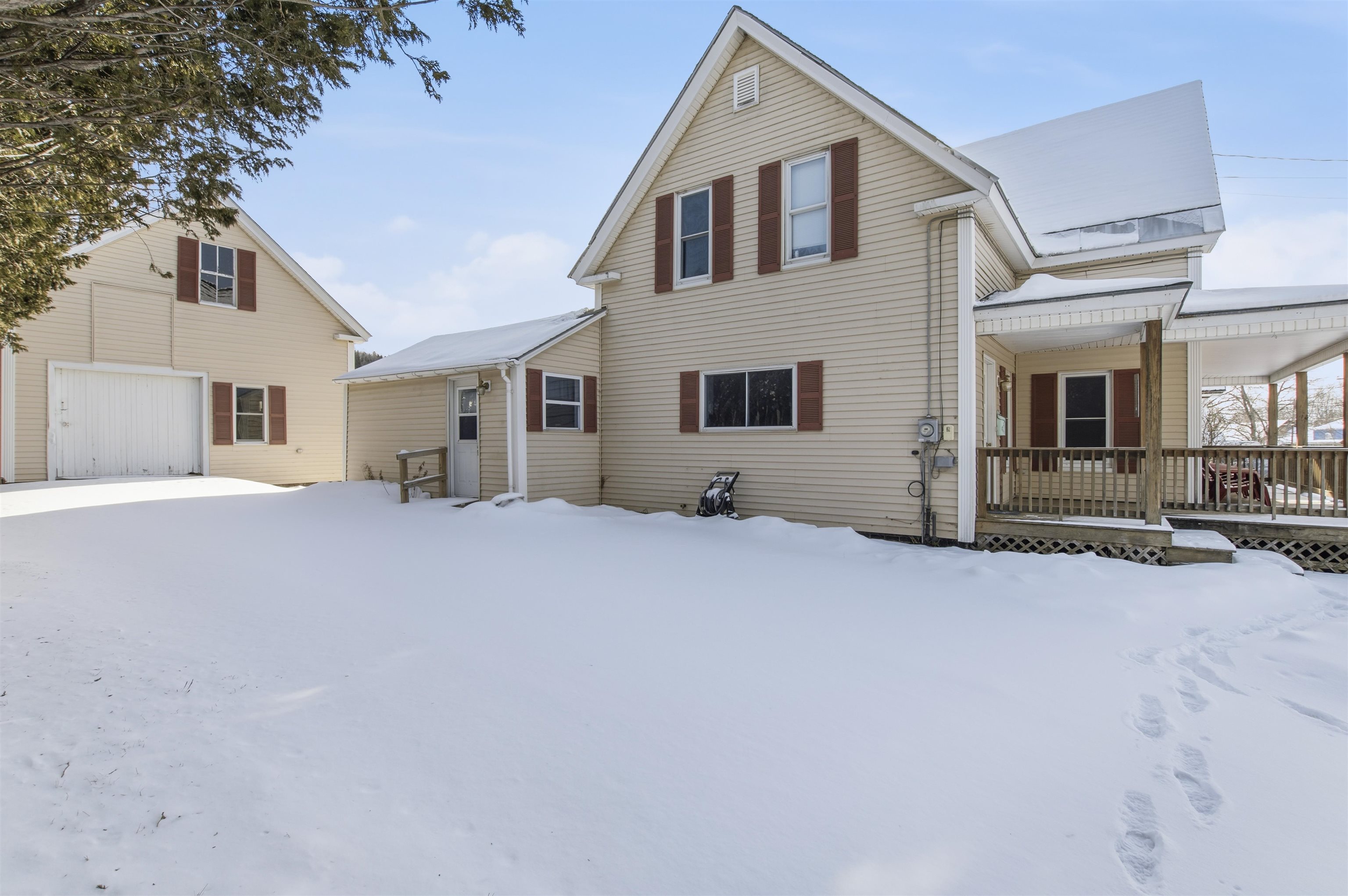 59 Colby Street Colebrook, NH 03576 - Photo 3 of 58