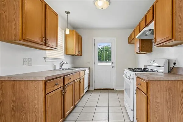 $1,895 | 3531 Adrian Street, New Orleans, LA 70131