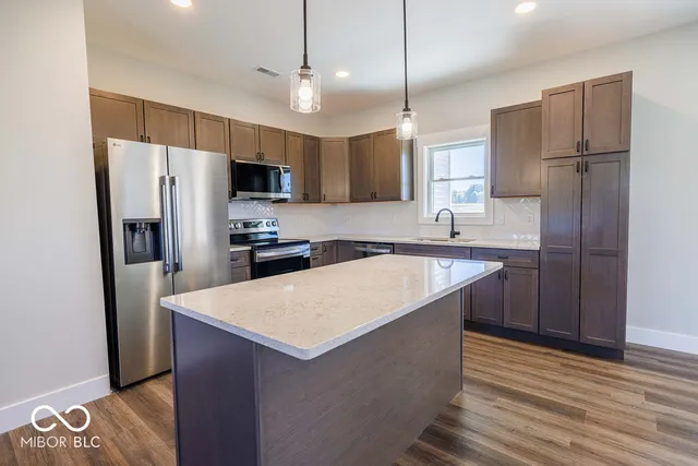 $400,000 | 106 Pin Oak Road, Spencer, IN 47460