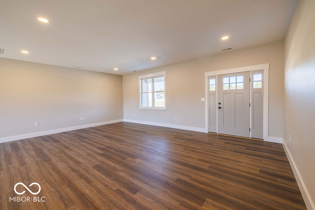 106 Pin Oak Road Spencer, IN 47460 - Photo 2 of 36