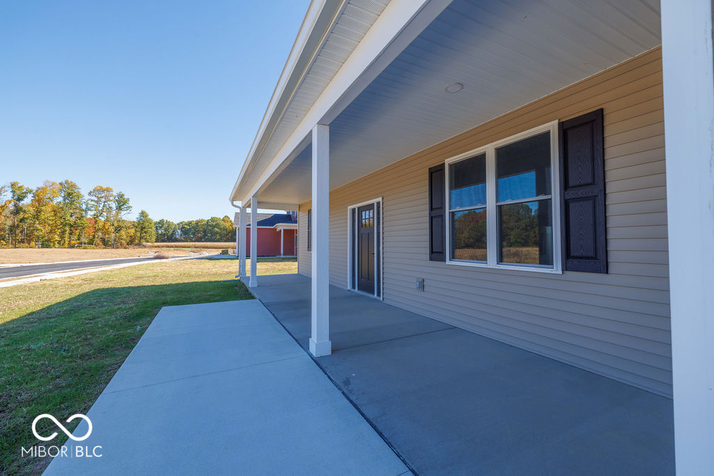 106 Pin Oak Road Spencer, IN 47460 - Photo 9 of 36