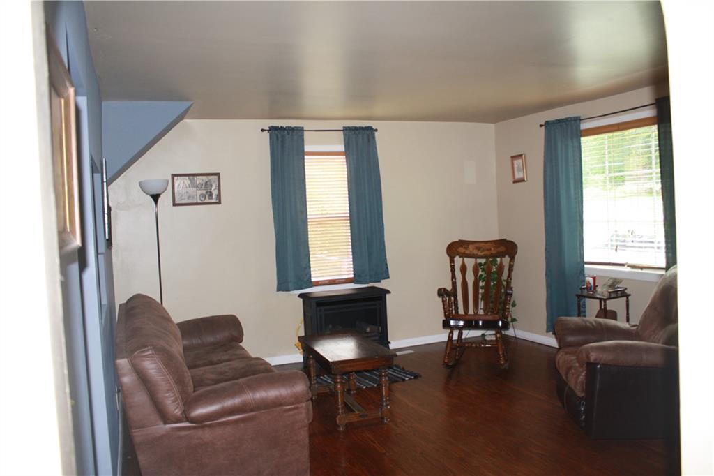 3950 Ivanhoe Road Sharpsville, PA 16150 - Photo 12 of 32