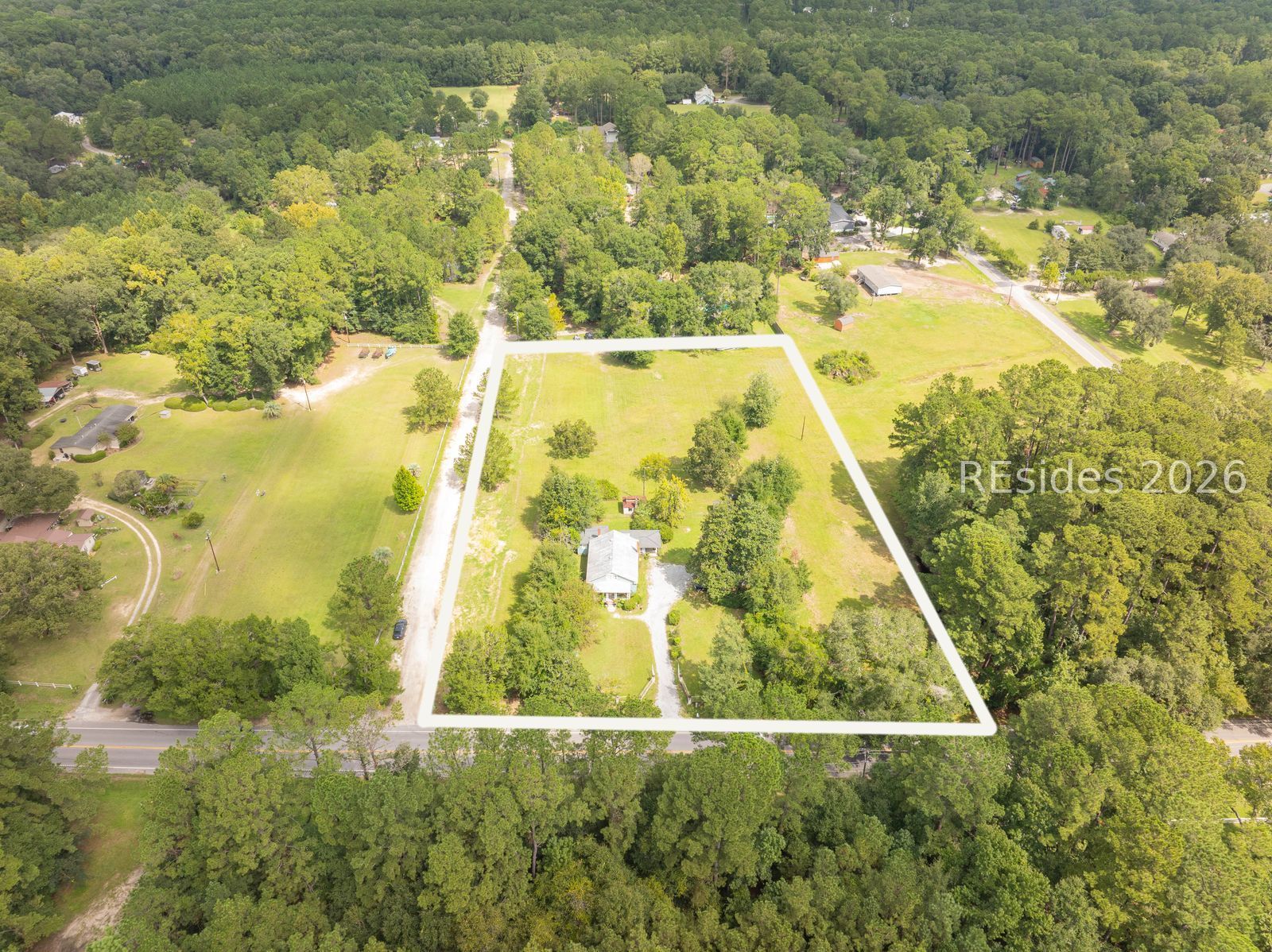 489 May River Road Bluffton, SC 29910 - Photo 3 of 27 Gallery Image 3