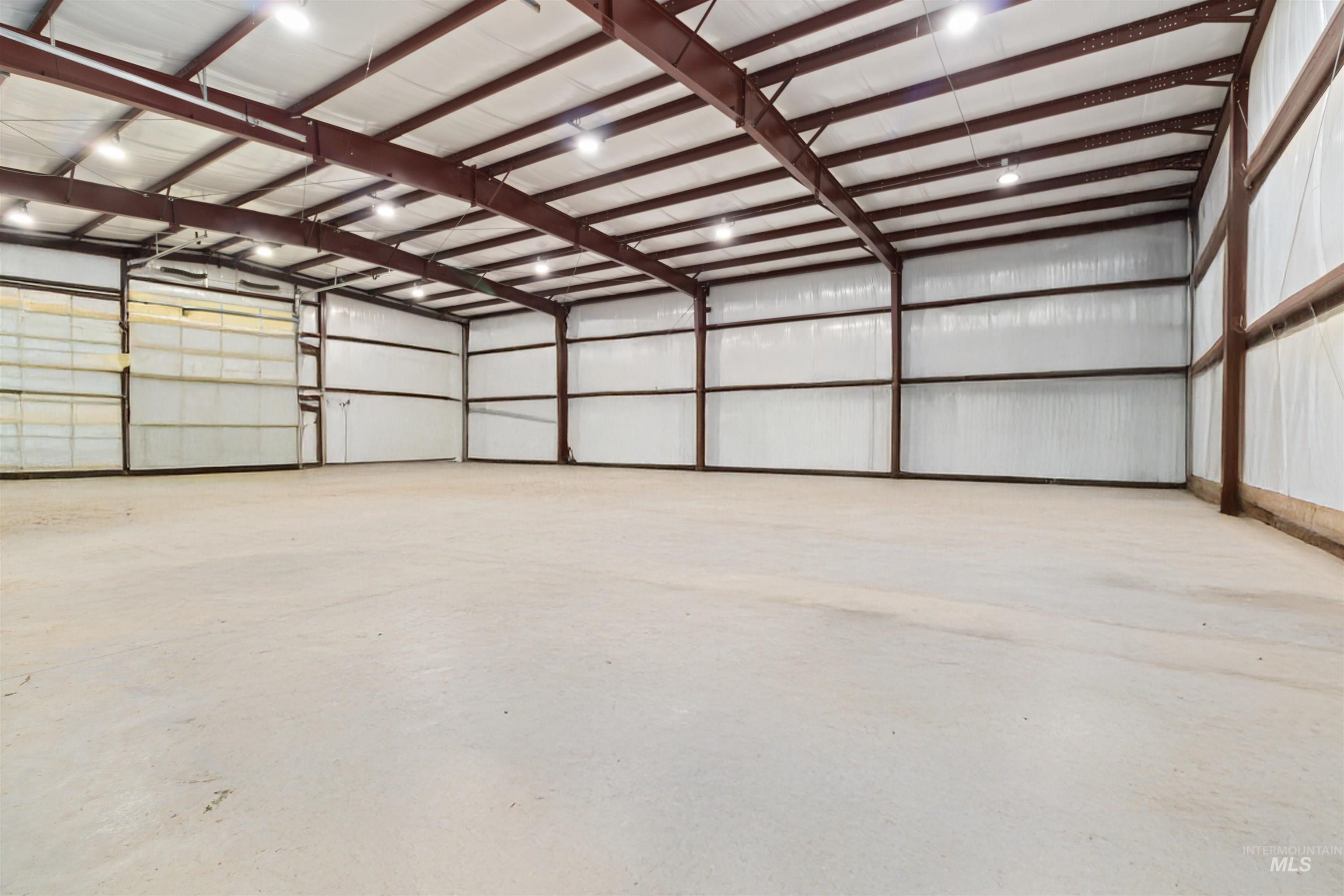 27260 Hop Road Caldwell, ID 83607 - Photo 12 of 21 Inside shop