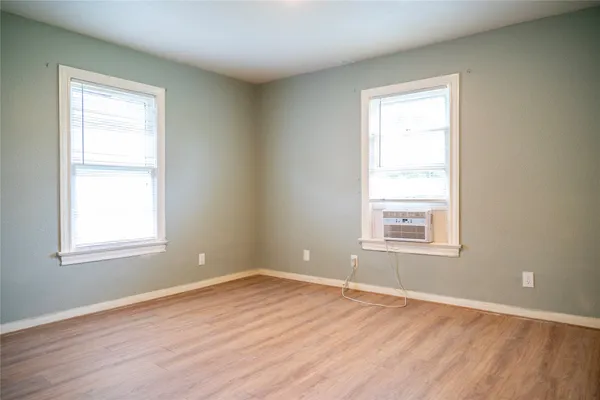 $1,750 | 505 Sikes Street, Houston, TX 77018