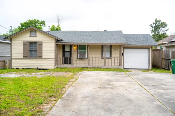 $1,750 | 505 Sikes Street, Houston, TX 77018