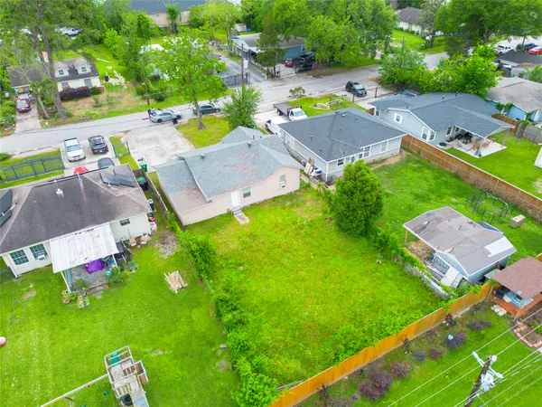 $1,750 | 505 Sikes Street, Houston, TX 77018