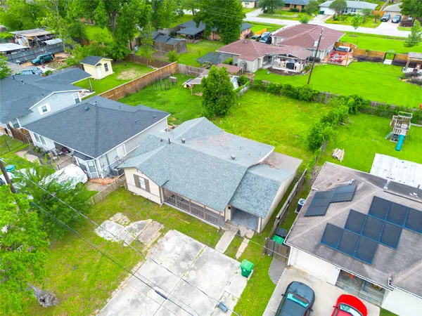$1,750 | 505 Sikes Street, Houston, TX 77018
