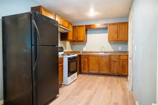 $1,750 | 505 Sikes Street, Houston, TX 77018