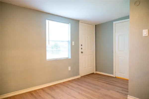 $1,750 | 505 Sikes Street, Houston, TX 77018