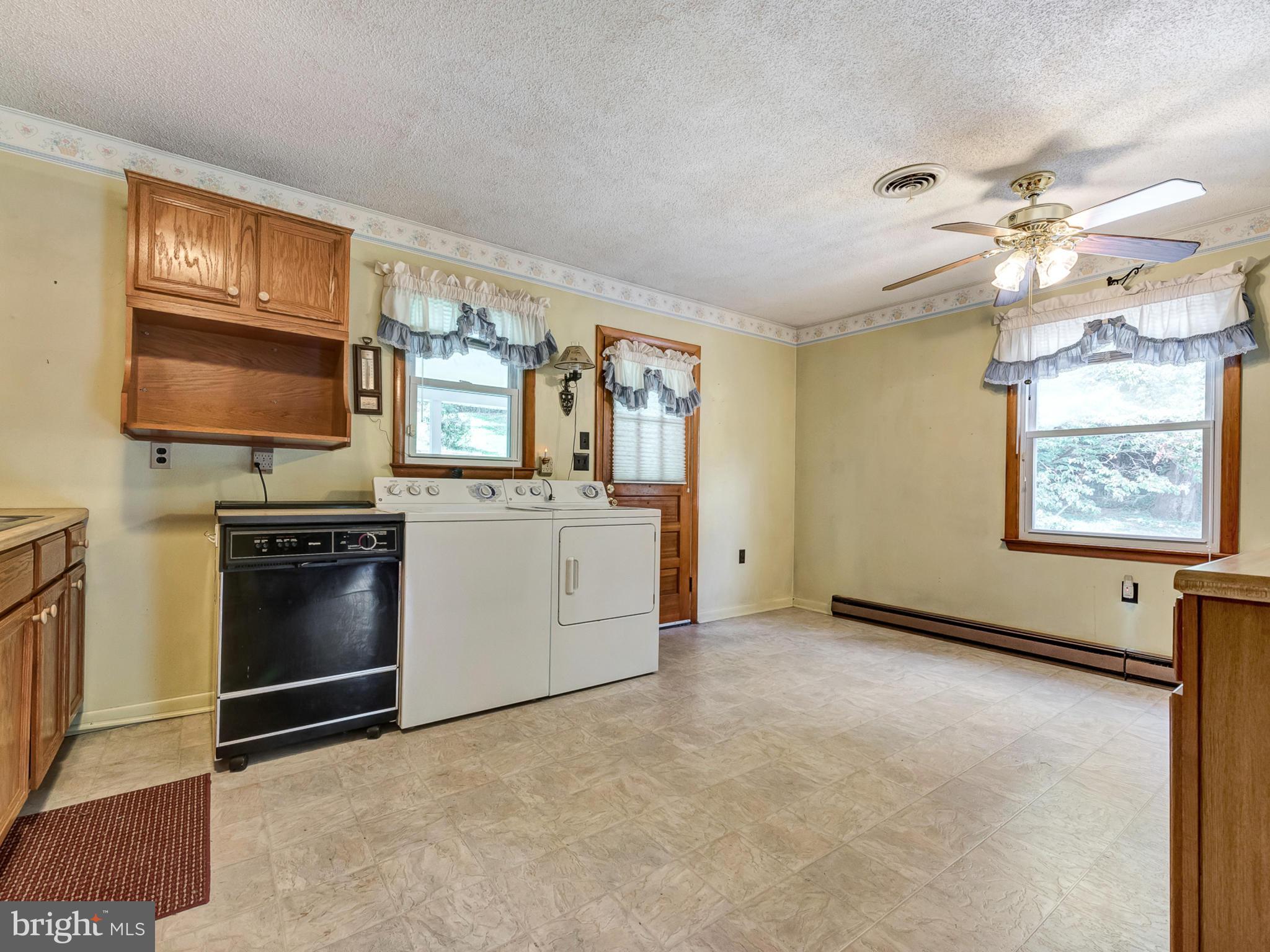 2633 Lander Road Jefferson, MD 21755 - Photo 5 of 29 Kitchen