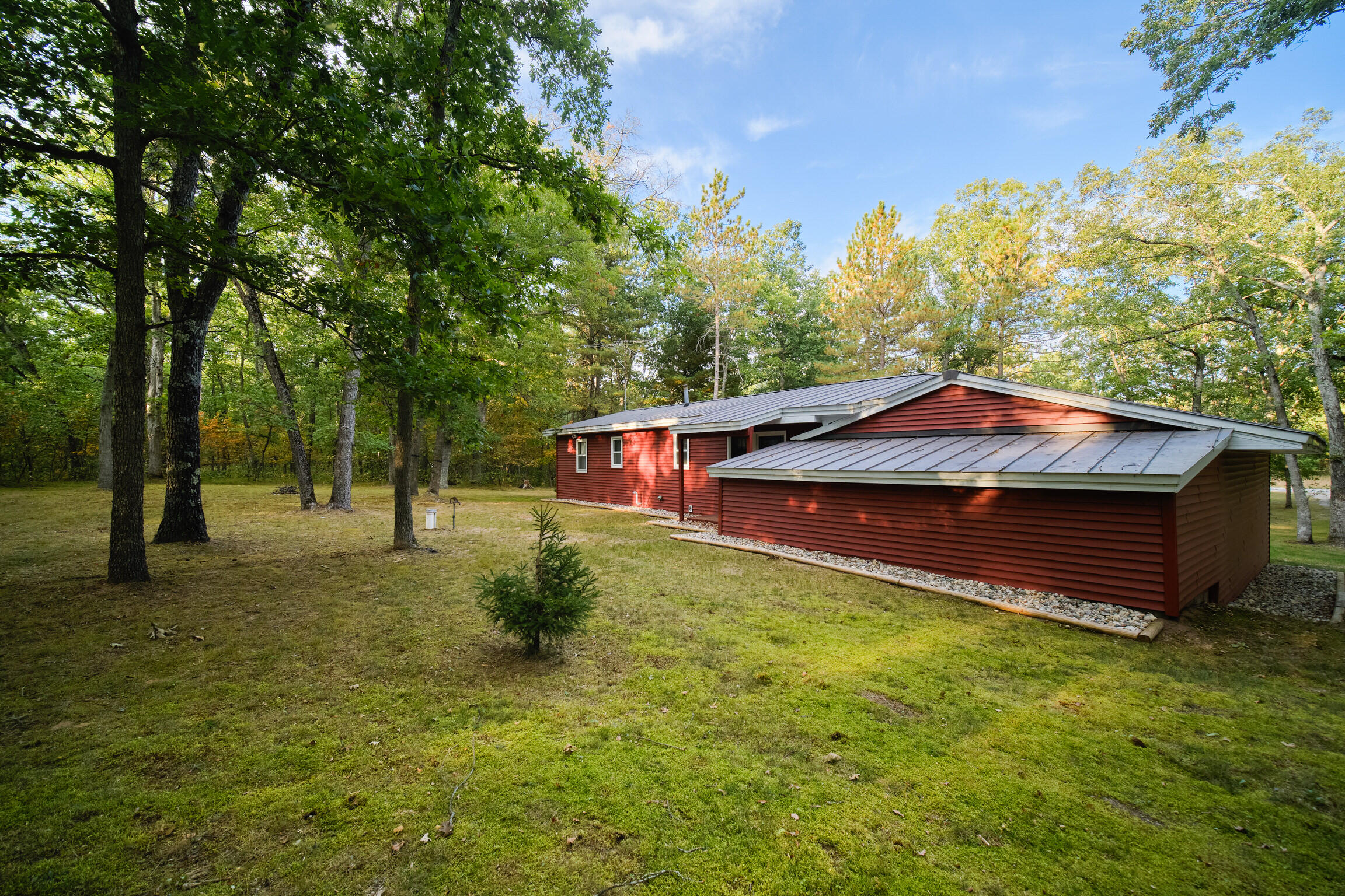 11743 North Brooks Road Irons, MI 49644 - Photo 8 of 32 11742_N_Brooks_Rd-02