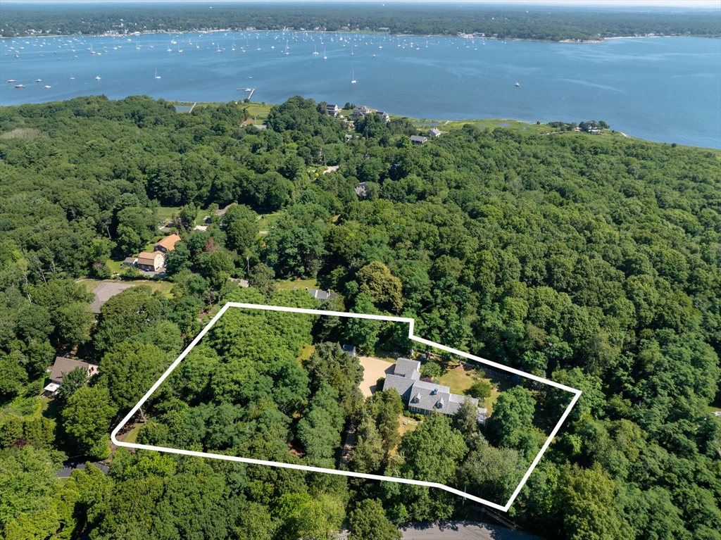 17 Harbor Rd Nk Mattapoisett, MA 02739 - Photo 4 of 42 Gallery Image 4