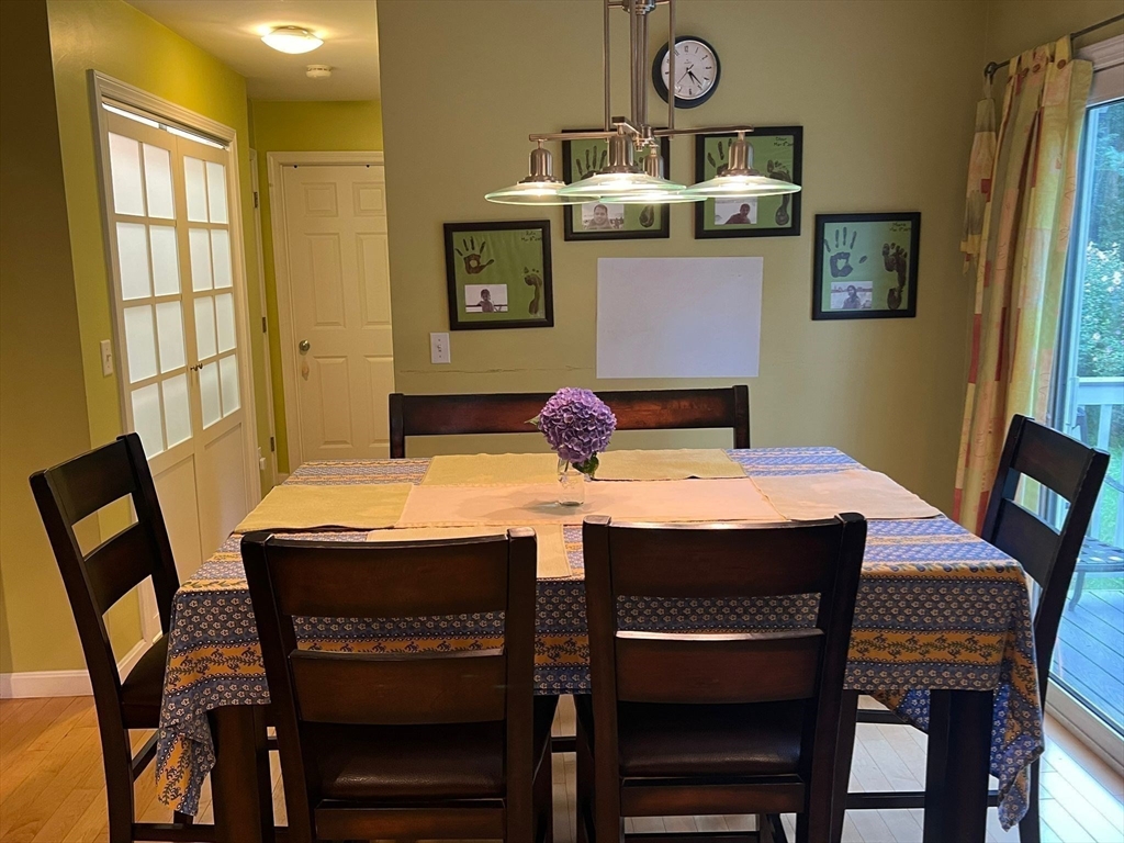 76 Stagecoach Road Holliston, MA 01746 - Photo 6 of 37