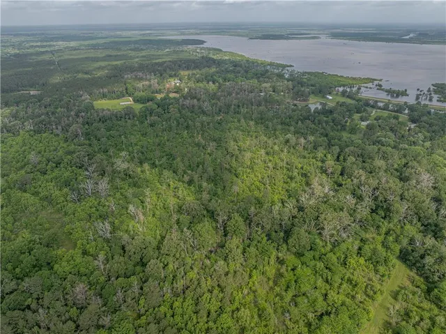 $403,700 | 0 Stock Landing Road, Deville, LA 71328