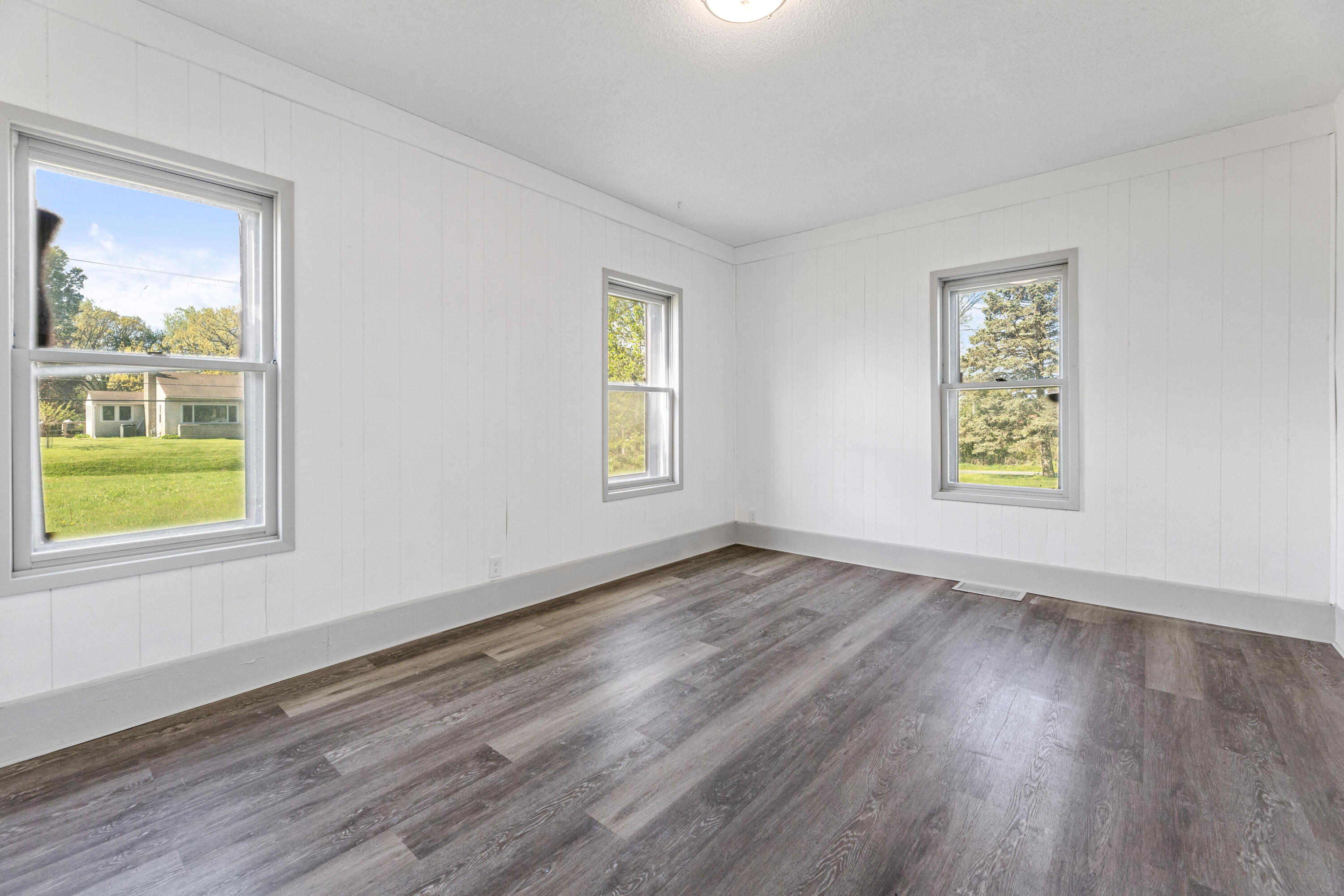 1245 County Rd PH Onalaska, WI 54650 - Photo 9 of 22 814 16th st (L9)