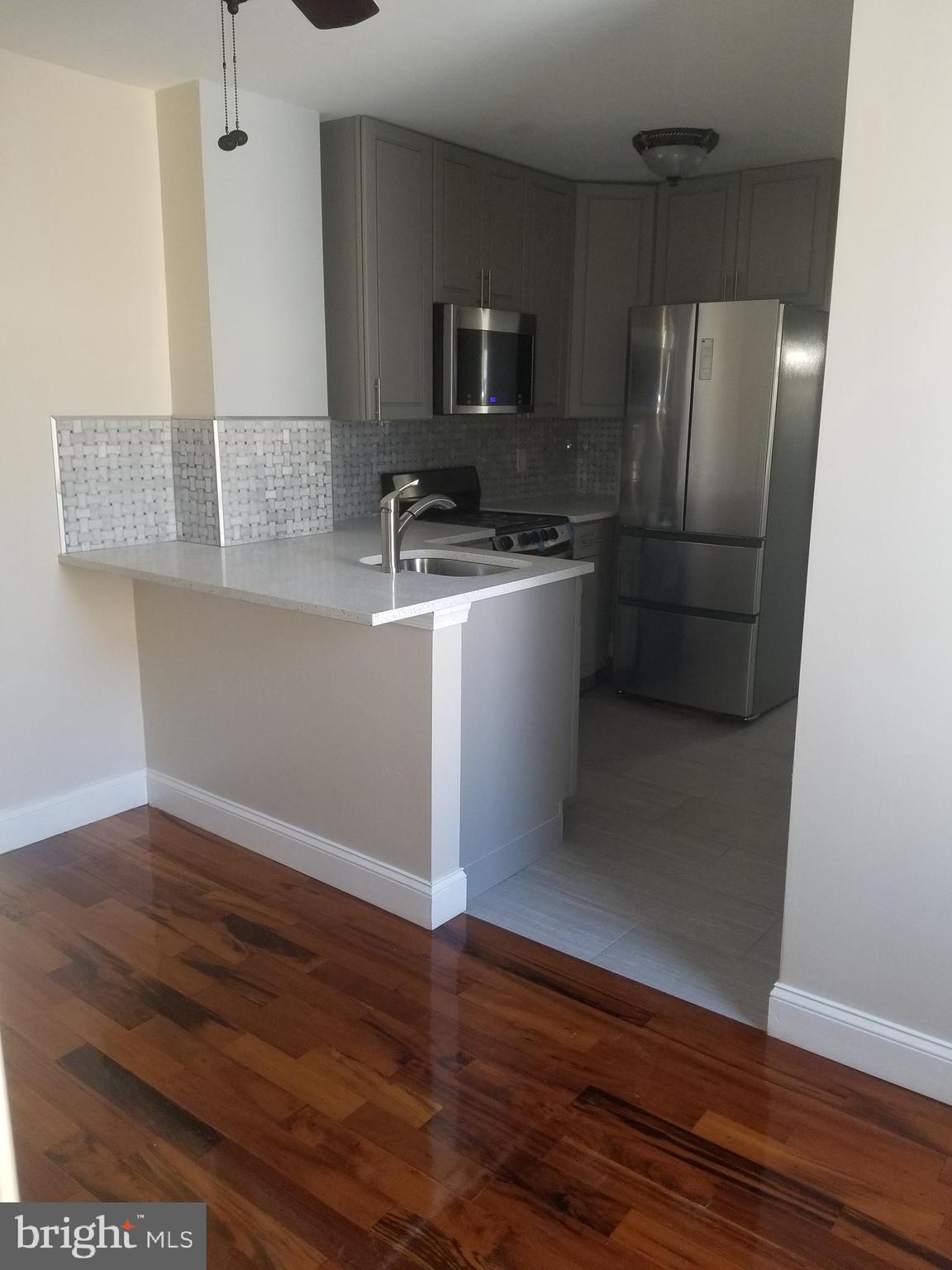 116 Grape Street, Unit 7 Philadelphia, PA 19127 - Photo 3 of 8