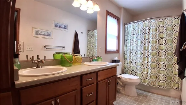 $599,900 | 34 Chicory Lane, Lancaster, NY 14086