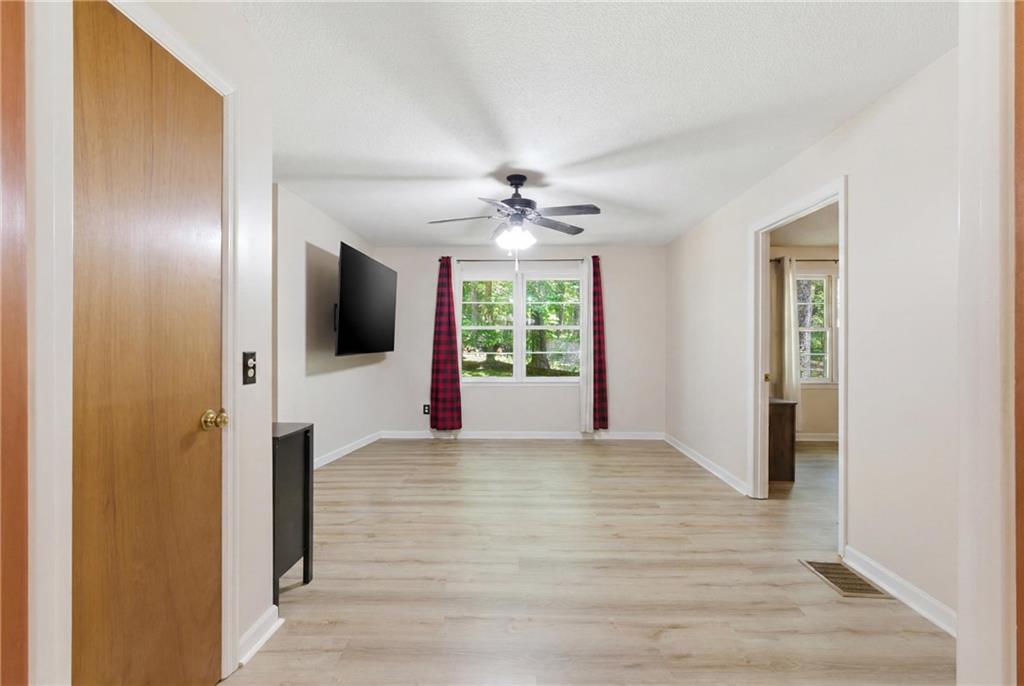 4671 Laurel Lodge Road Clarkesville, GA 30523 - Photo 15 of 40