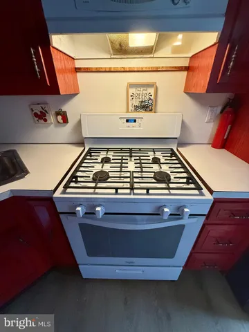 $1,870 | 612 Magnolia Avenue, Glenolden, PA 19036