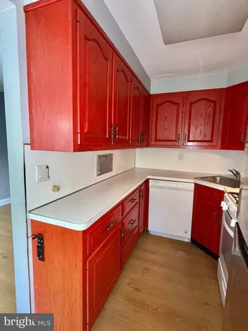 $1,870 | 612 Magnolia Avenue, Glenolden, PA 19036