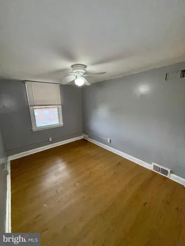 $1,870 | 612 Magnolia Avenue, Glenolden, PA 19036