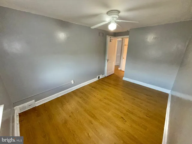 $1,870 | 612 Magnolia Avenue, Glenolden, PA 19036