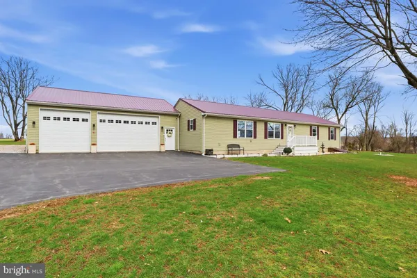 $550,000 | 1025 White Oak Road, Windsor, PA 17366