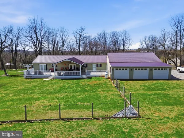 $550,000 | 1025 White Oak Road, Windsor, PA 17366