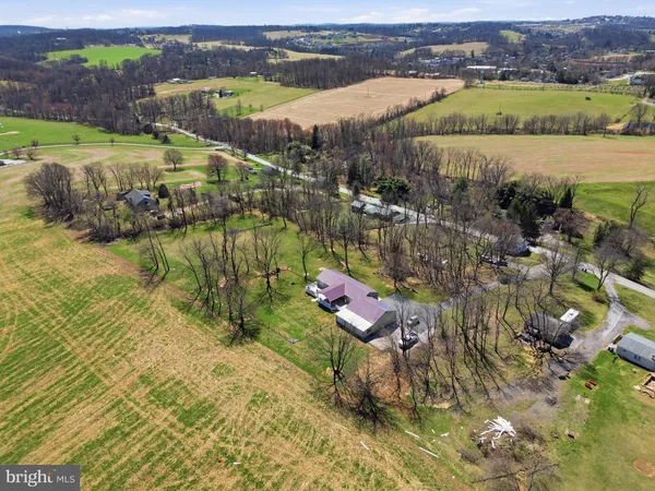 $550,000 | 1025 White Oak Road, Windsor, PA 17366