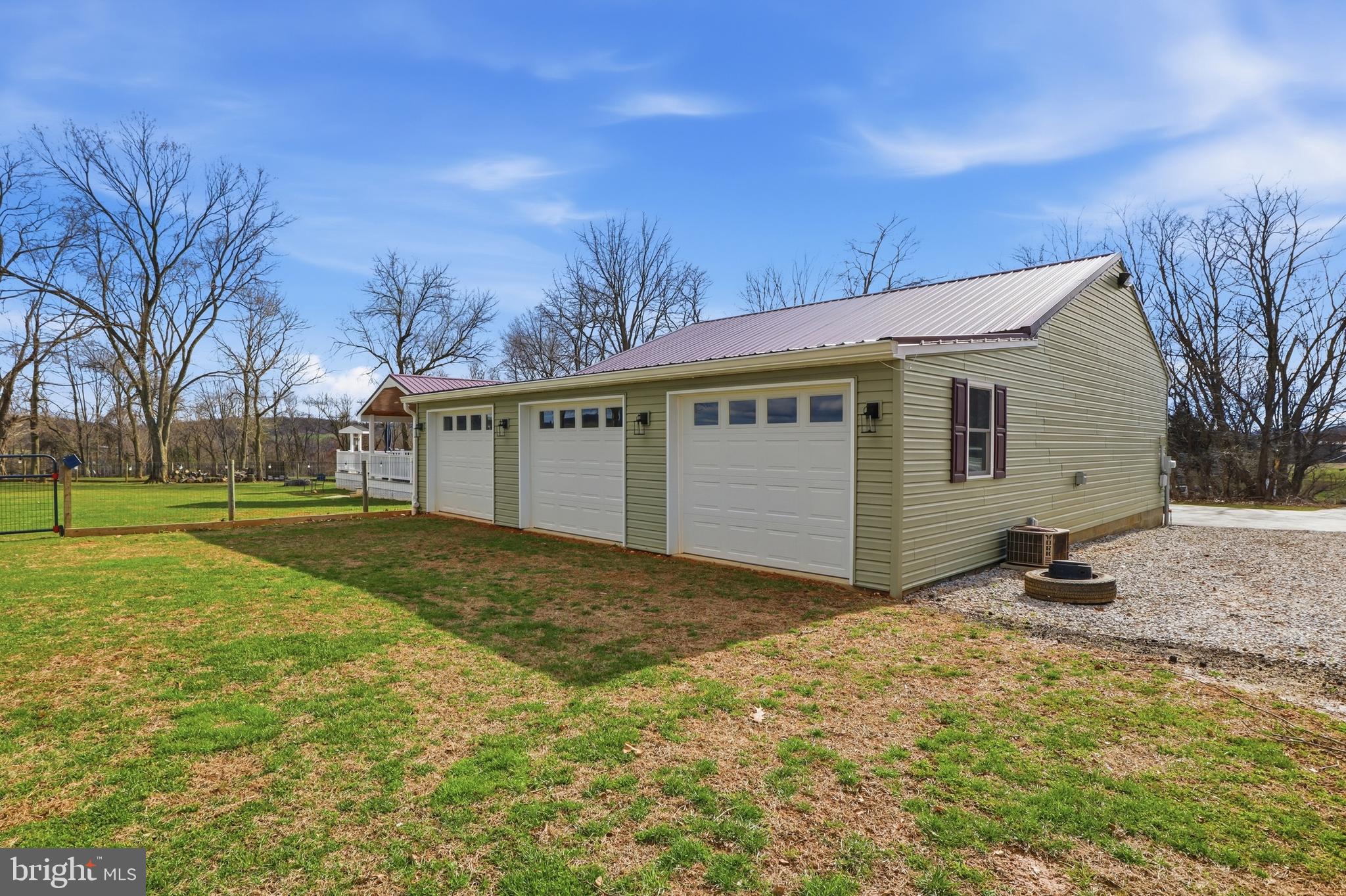 1025 White Oak Road Windsor, PA 17366 - Photo 69 of 70 Another view of the rear bays