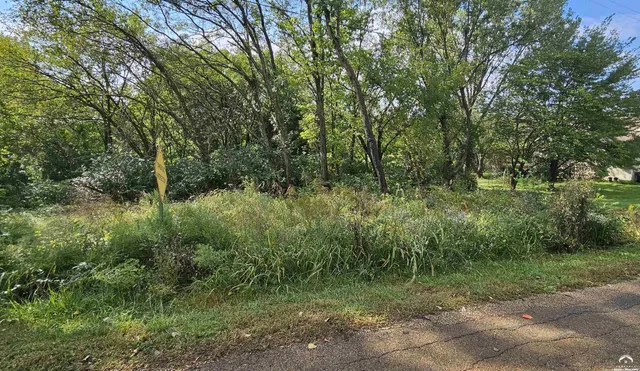 $4,500 | 6387 Rock Creek Drive, Ozawkie, KS 66070