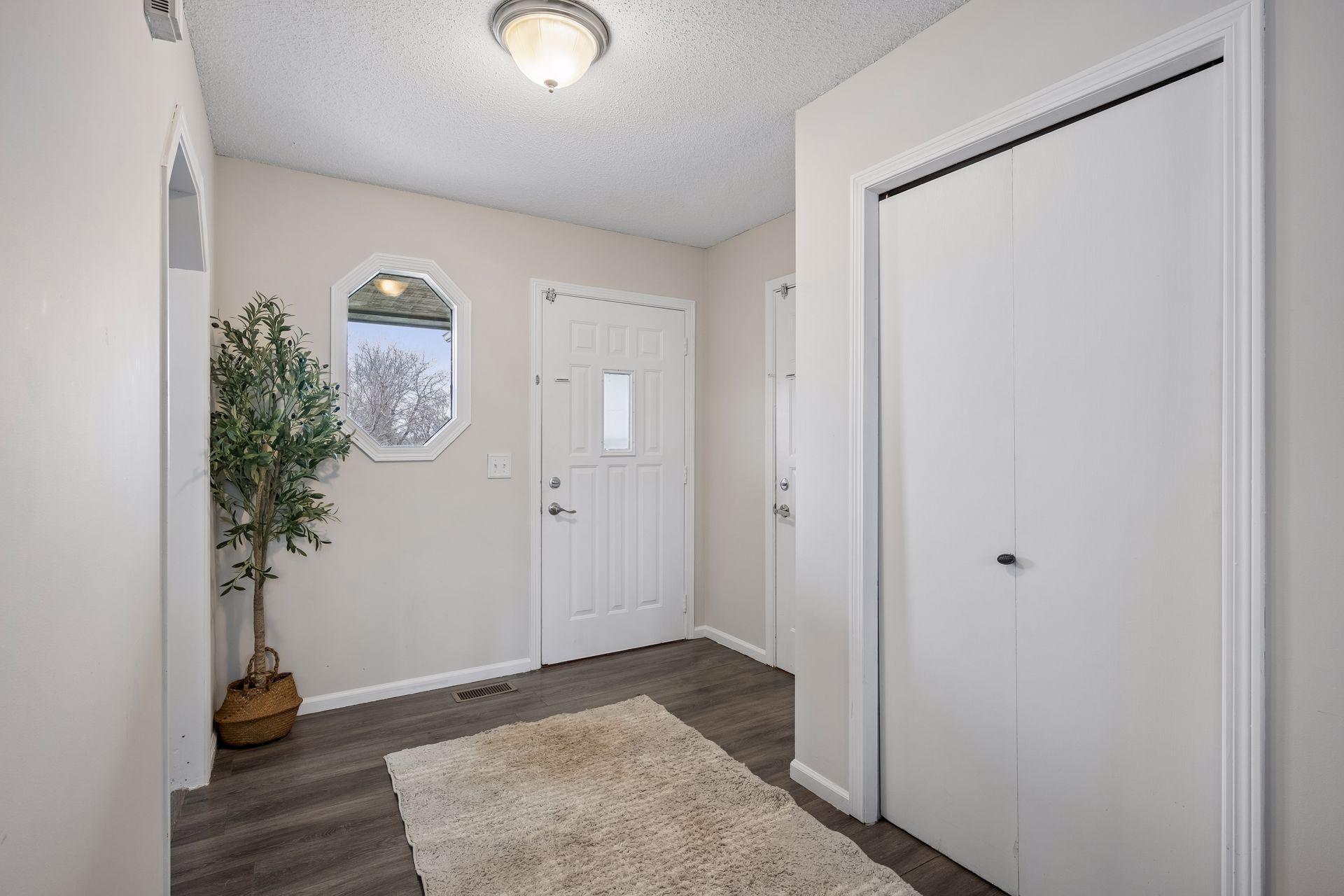 313 Heights Road Northwest St. Michael, MN 55376 - Photo 3 of 31