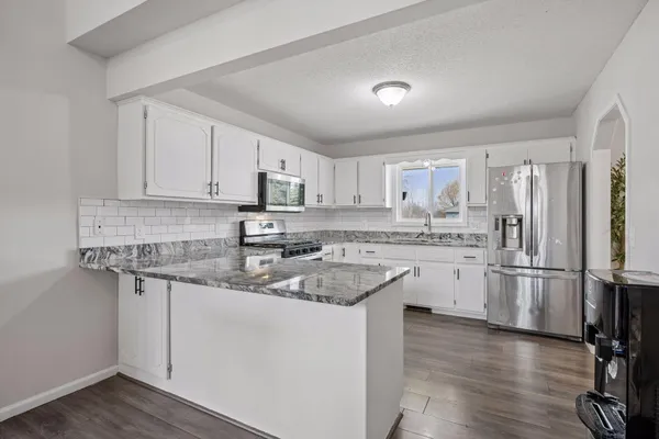 $385,000 | 313 Heights Road Northwest, St. Michael, MN 55376