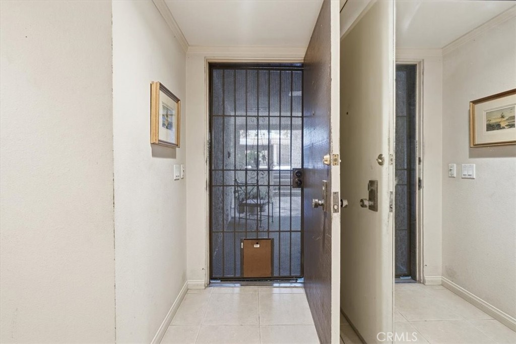 5555 Canyon Crest Drive, Unit 2F Riverside, CA 92507 - Photo 6 of 29