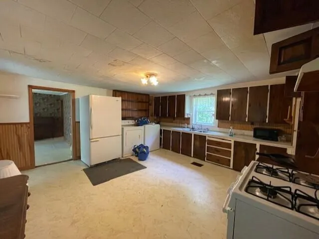 $135,000 | 1069 Highway 193, Deblois, ME 04622