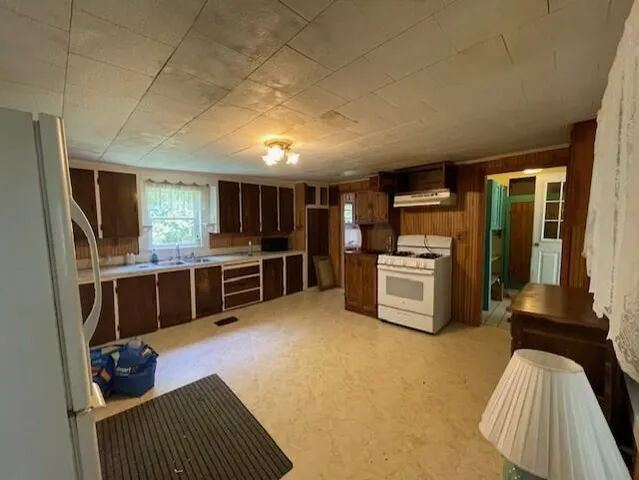 $135,000 | 1069 Highway 193, Deblois, ME 04622