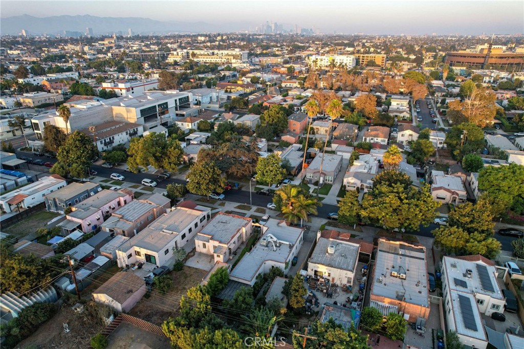 3441 Virginia Road Los Angeles, CA 90016 - Photo 40 of 40 an aerial view of a city with lots of residential buildings