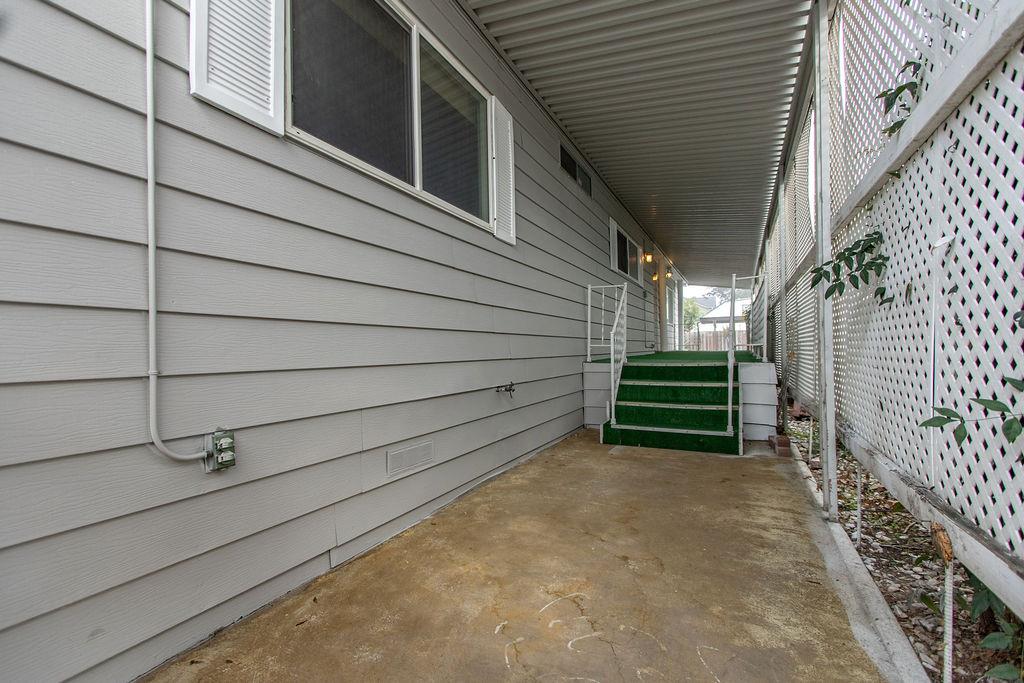 520 Allen Way Turlock, CA 95380 - Photo 32 of 39 a view of a house with a backyard